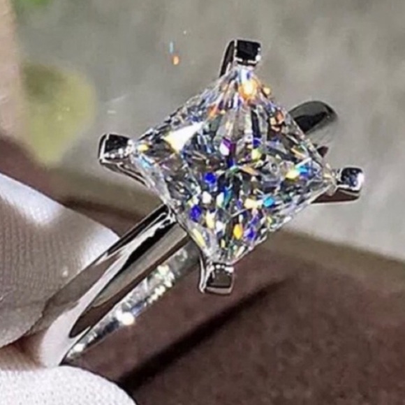 Jewelry - 💯 NEW 2 CARAT PRINCESS CUT 925 STERLING SILVER DIAMOND ENGAGEMENT RING